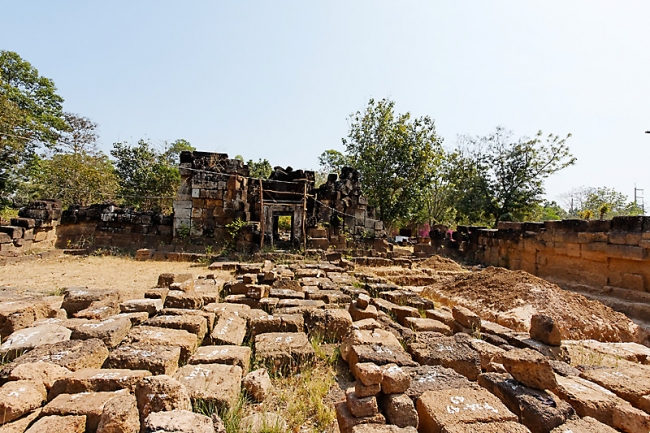 03-Prasat Sa Kamphaeng Noi-017